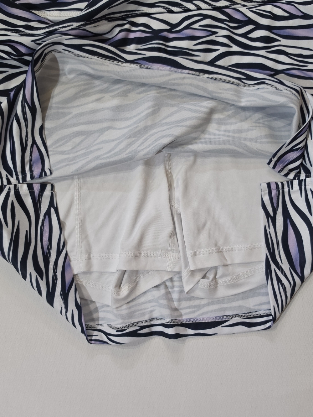 Greg Norman Athletic Skort Womens Large Black White Purple Zebra Preppy Tennis - Picture 6 of 6